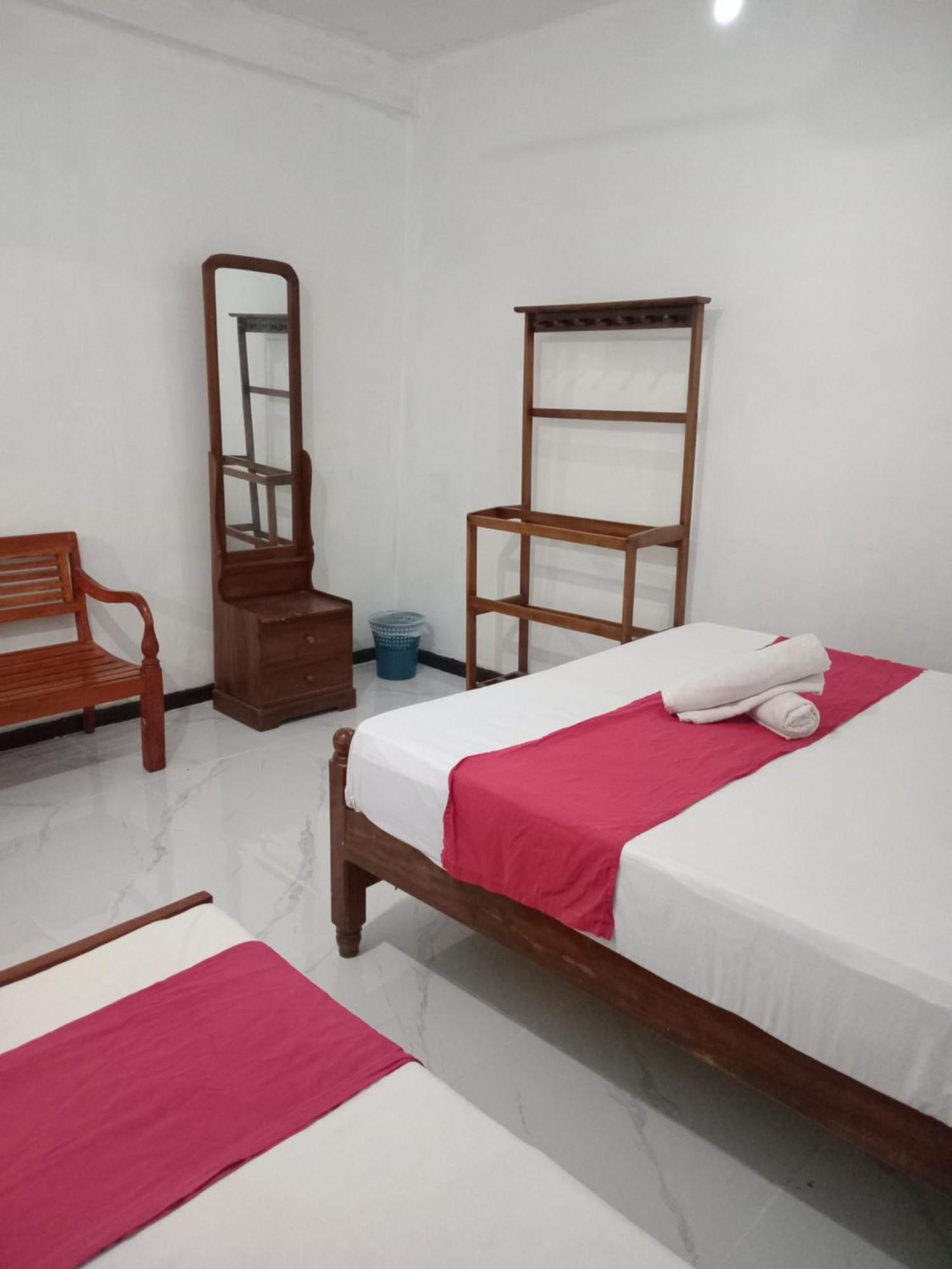 Sadhara River View Lodge Канди Экстерьер фото